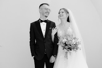 婚礼摄影师Cosmin Talpau. 26.09.2024的图片