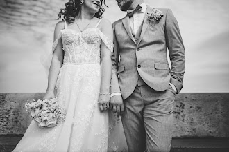 Nhiếp ảnh gia ảnh cưới Flóra Kürti. Ảnh trong ngày 22.04.2024