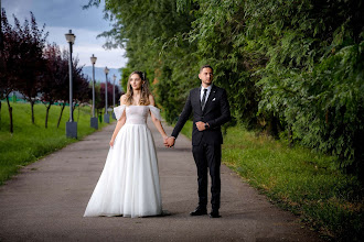 Fotograful de nuntă Adelin Vaduva. Fotografie la: 09.04.2025