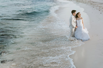 Fotógrafo de casamento Rigoberto Herrera. Foto de 24.07.2019