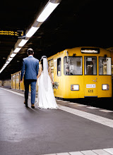 Wedding photographer Tom Hartmann. Photo of 11.10.2023