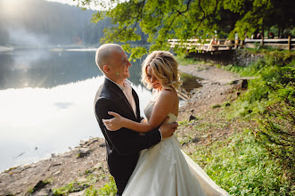 Wedding photographer Oleksandr Yakonyuk. Photo of 24.07.2019