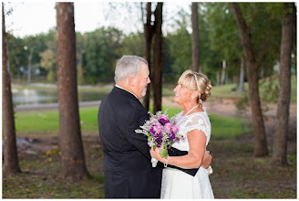 Fotografer pernikahan Liz Courtney. Foto tanggal 08.09.2019