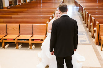 Wedding photographer Max Caven. Photo of 10.11.2024