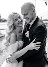 Jurufoto perkahwinan Denis Miroshin. Foto pada 05.10.2022
