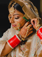 Wedding photographer Bhavna Barratt. Photo of 03.01.2020