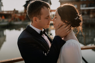 Düğün fotoğrafçısı Tatyana Antipova. Fotoğraf 27.03.2024 tarihinde