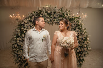 婚礼摄影师Lionar Figueroa. 06.03.2024的图片