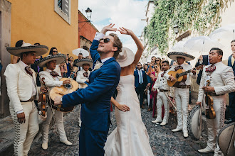 Düğün fotoğrafçısı Victor Hugo Morales. Fotoğraf 27.12.2019 tarihinde