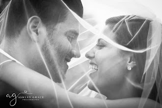 Wedding photographer Ashley Grace. Photo of 07.09.2019