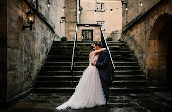 Photographe de mariage Fiona Saxton. Photo du 10.06.2019