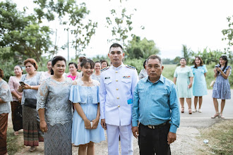 Fotógrafo de casamento Saranpat Treeyan. Foto de 08.09.2020