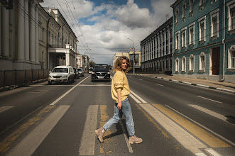 Düğün fotoğrafçısı Elena Oskina. Fotoğraf 05.06.2025 tarihinde