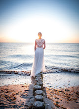 Fotograf ślubny Carolin Symann. Zdjęcie z 03.01.2020