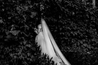婚禮攝影師Carlos José Bandera León. 08.04.2024的照片