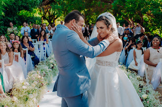 Fotógrafo de casamento Carlos Porfírio. Foto de 12.04.2024