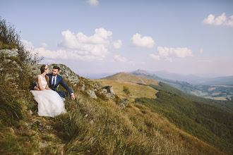 Fotografer pernikahan Marcin Ożóg. Foto tanggal 12.06.2020