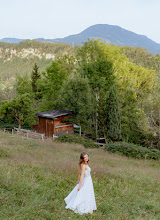 Wedding photographer Nataliia Shumova. Photo of 25.10.2023