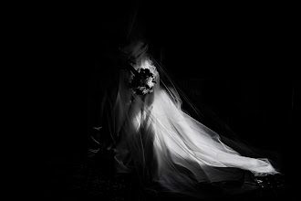 Wedding photographer Alexandru Stoleriu. Photo of 11.06.2025