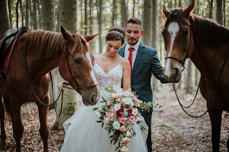 Svatební fotograf Zsuzsa Darab. Fotografie z 05.12.2022