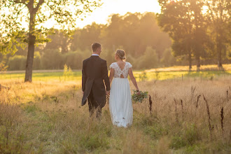 Fotógrafo de casamento Mikaela Schönning. Foto de 15.07.2023