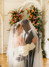 ช่างภาพงานแต่งงาน Loredana Chidean. ภาพเมื่อ 23.04.2024
