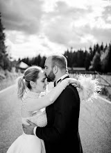 Wedding photographer Claudiu Mercurean. Photo of 24.05.2025