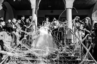 Nhiếp ảnh gia ảnh cưới Alex Bejan. Ảnh trong ngày 05.03.2024