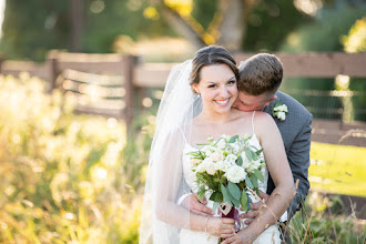 Photographe de mariage Lee Engebretson. Photo du 27.04.2023