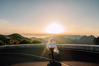Wedding photographer Lauro Santos. Photo of 18.09.2025