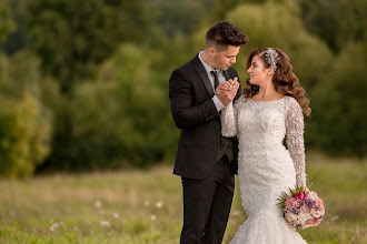 Vestuvių fotografas: Adi Simiganovschi. 17.10.2019 nuotrauka