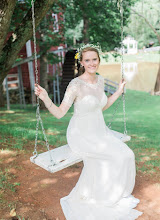 Wedding photographer Katie Taylor. Photo of 10.03.2020