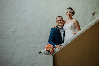 Wedding photographer Elmer Hidalgo. Photo of 11.01.2022