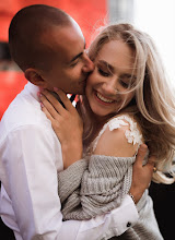 Nhiếp ảnh gia ảnh cưới Anna Malikova. Ảnh trong ngày 30.09.2019