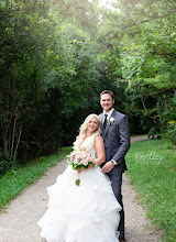 Wedding photographer Katie Couture. Photo of 11.05.2023