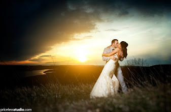 Fotógrafo de bodas Eugene Peterchuk. Foto del 27.04.2023