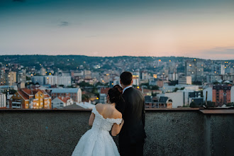 Jurufoto perkahwinan Jovan Gojkovic. Foto pada 01.02.2019