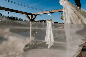Düğün fotoğrafçısı Helen Navajas. Fotoğraf 19.05.2025 tarihinde