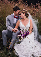 Wedding photographer Holly Louwerse. Photo of 08.05.2019