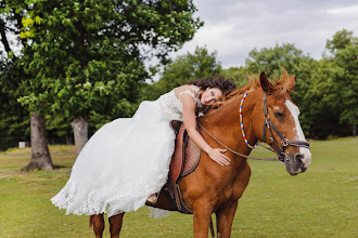 Wedding photographer Dimitris Mindrinos. Photo of 22.05.2025