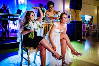 Wedding photographer Alex Constantinescu. Photo of 01.06.2020