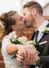 Jurufoto perkahwinan Dávid Rédei. Foto pada 28.04.2019