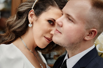 Bryllupsfotograf Mikhail Yacenko. Bilde av 10.10.2021