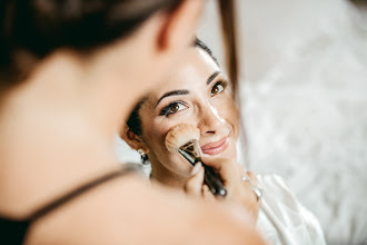 Wedding photographer Walter Lo Cascio. Photo of 19.05.2025