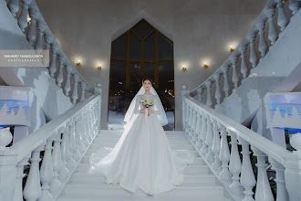 Düğün fotoğrafçısı Rakhmet Yanbolganov. Fotoğraf 02.06.2019 tarihinde