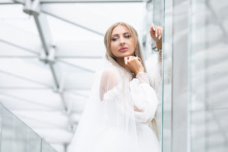 Bryllupsfotograf Oksana Peshkova. Bilde av 26.10.2023