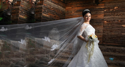 Fotógrafo de casamento Bulent Demir. Foto de 11.07.2020