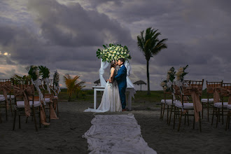 Bröllopsfotografer Bayron Pinchao. Foto av 11.06.2024