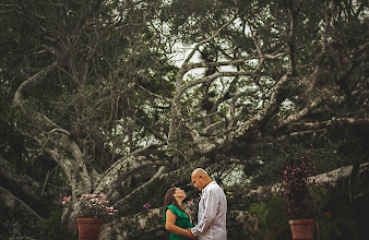 Fotografo di matrimoni Victor Herrera. Foto del 16.10.2020