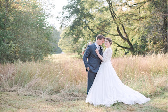 Fotografo di matrimoni Maura Jane. Foto del 08.09.2019